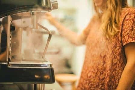 5 Raisons de louer une machine à café pour votre entreprise