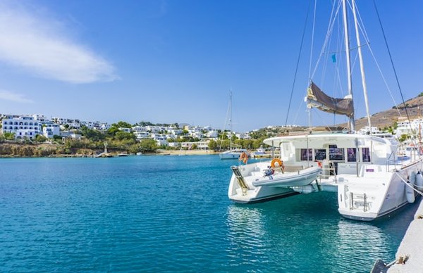 Votre guide ultime pour louer un catamaran de rêve